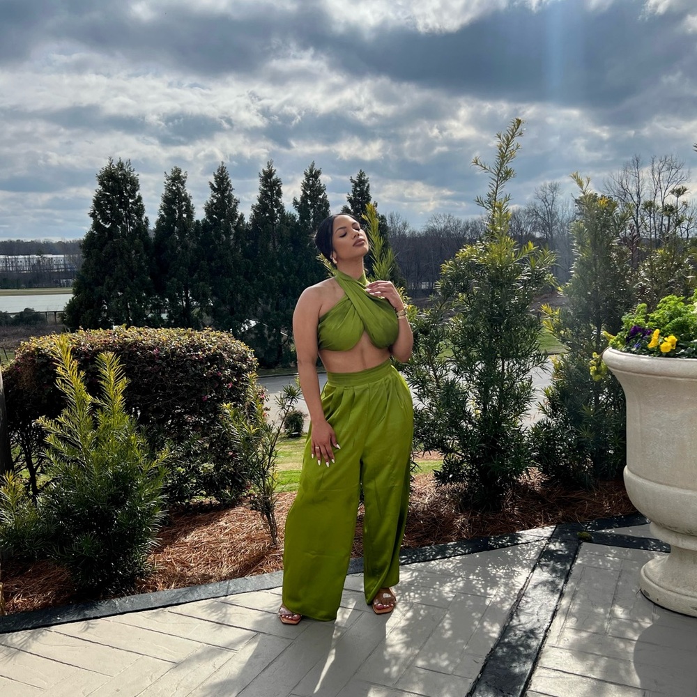 Heidi Set - Elegant Olive Wide Leg Two Piece Set